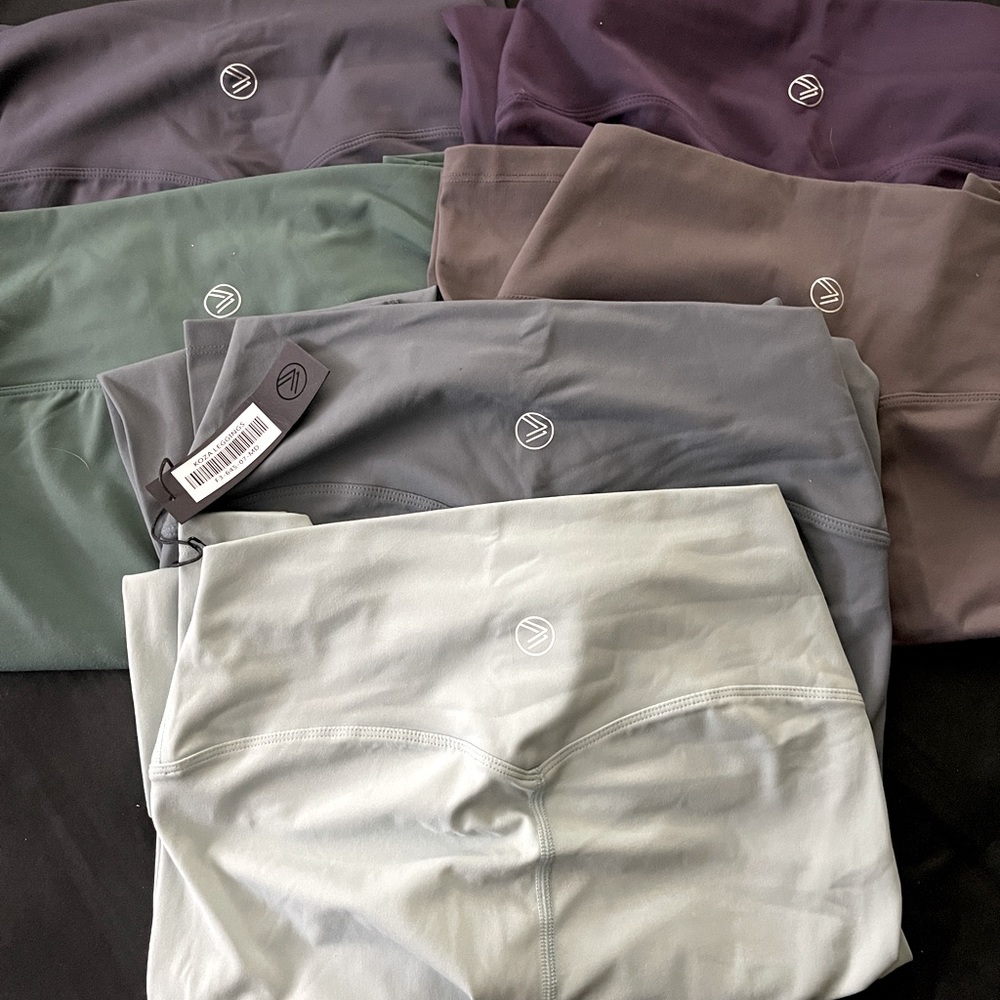 Savvi Koza Leggings!  (Bundle of 6 pairs)